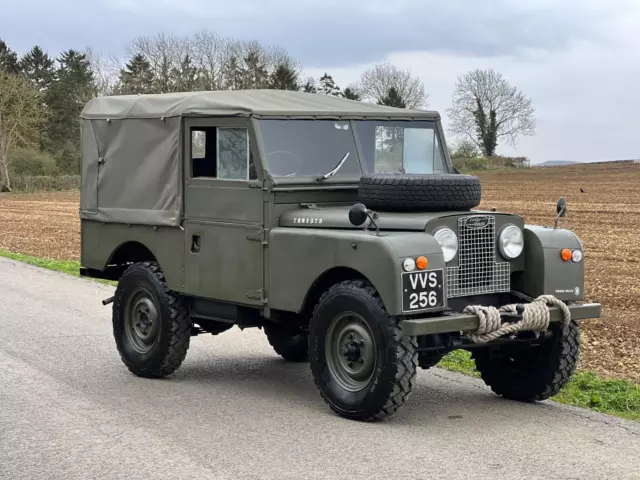 Land Rover 88" series 1, 2.0L 4 CYL, ex military, nicely restored, ready to use.