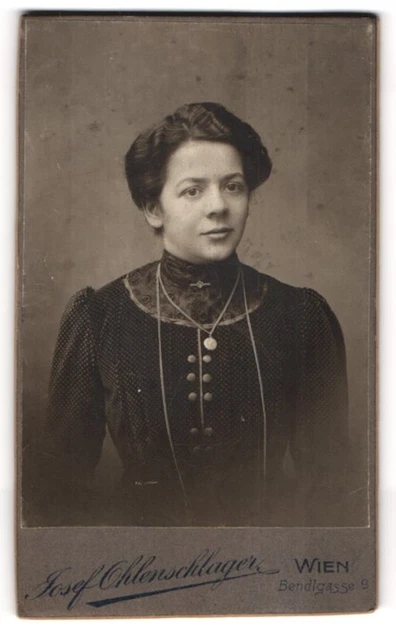 Photography Josef Ohlenschlager, Vienna, Bendlgasse 9, young lady dressed with Med