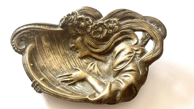 ancien cendrier vide poche en bronze signé FONDERIES A ROUX CHEVAL