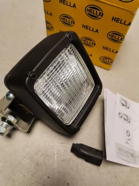 HELLA - Halogen-Arbeitsscheinwerfer - Ultra Beam - 12V - Anbau/geschraubt - steh