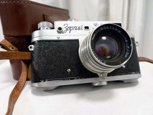 Soviet Zorki 3C: Classic Vintage Rangefinder Camera with Jupiter-8 Lens 2