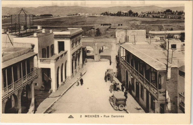 CPA AK MAROC MEKNES Rue Darsmen (10738)