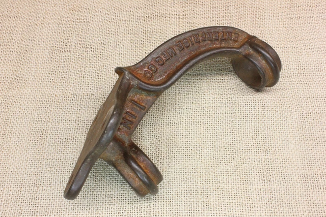 1" Banner Flag Pole Bracket super duty cast iron old vintage ENTERPRISE MFG CO