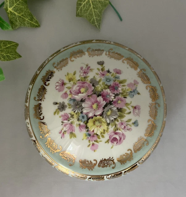Plat ovale Charles Ahrenfeldt pour la porcelaine de Limoges - Illustré