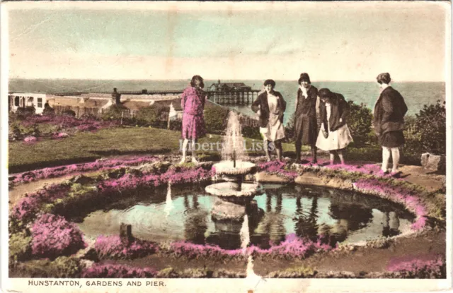 Hunstanton Gardens & Pier Norfolk Postcard with Fountain D342