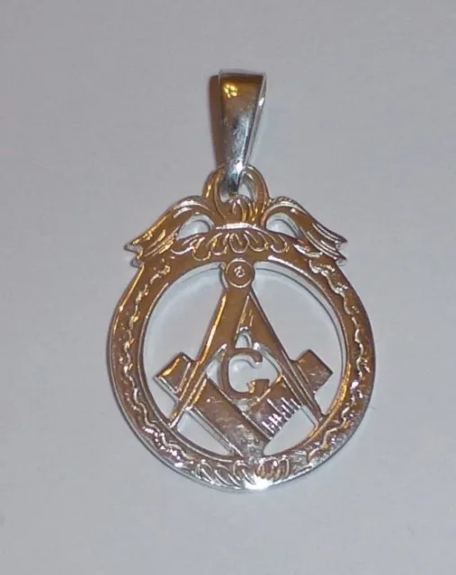 Masonic emblem in circle Pendant with Bail & G – LR451