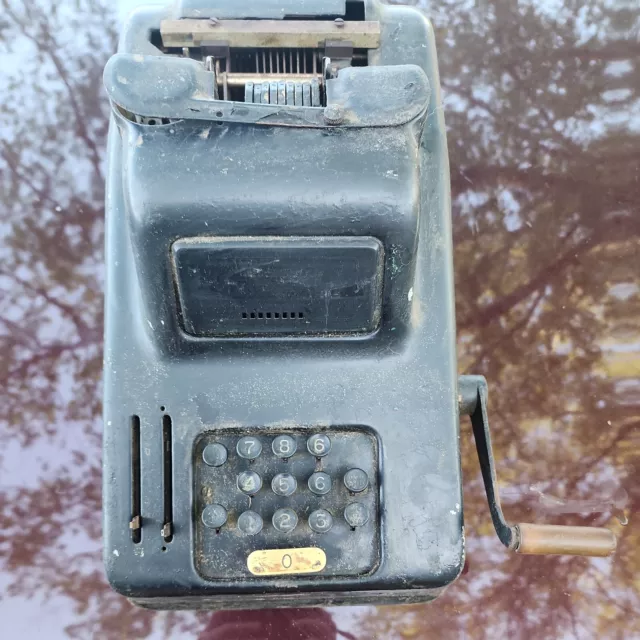 Vintage Underwood Adding Machine Collectible Cash Register *DOES NOT WORK*