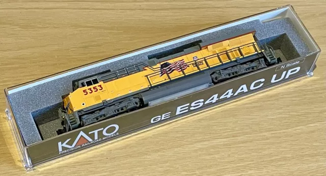 Kato USA 176-8912 ES44AC Locomotive Union Pacific 5353, New, N Scale