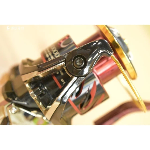 SHIMANO BB-X 17 Hyperforce C3000DXXG S Reel Right Line