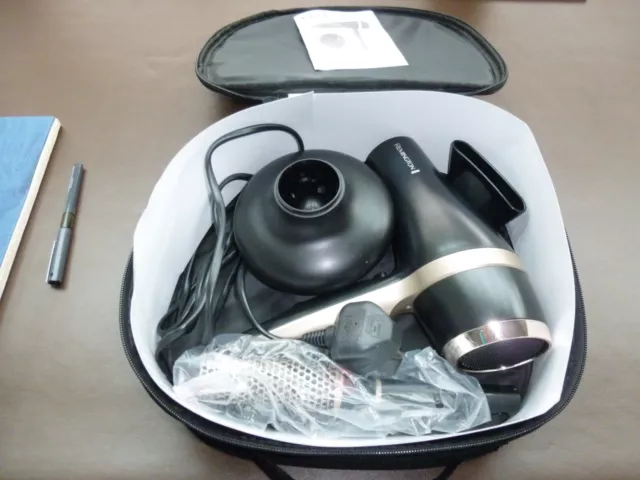 Remington Salon Smooth Hairdryer Gift Set.