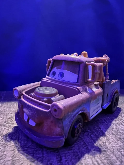 DISNEY PIXAR CARS LENTICULAR EYES MATER EYES MOVE RS MATTEL 1 55 