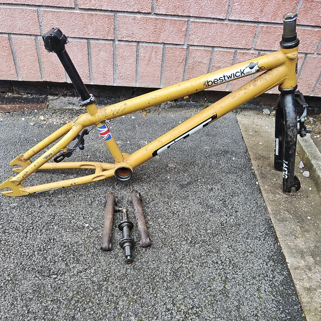 JAMIE BESTWICK GT Pro Freestyle BMX frame & Forks post/crank
