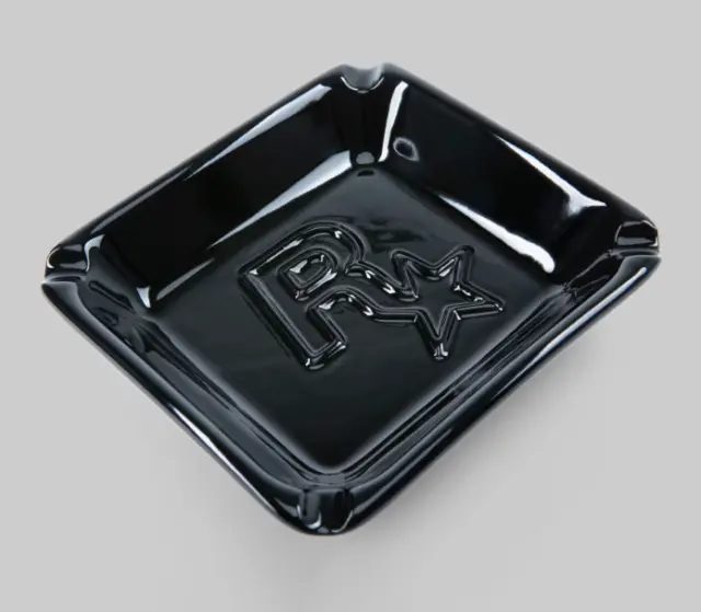 Rockstar Games Glazed Ceramic Black Ashtray Figure + Convex LOGO Official