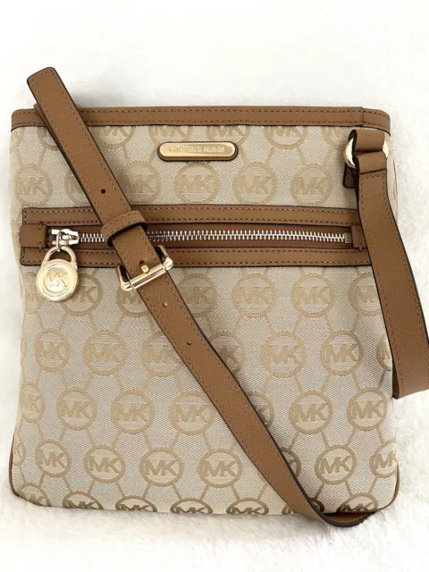 Michael Kors Kempton Signature Crossbody Bag Large in Beige/Camel/Tan