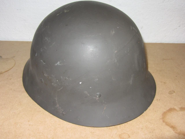 Stahlhelm M 21 / 26 Größe 72 Schweden Weltkrieg