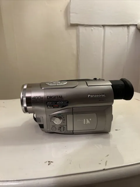 Panasonic Nv-Ds11 Camcorder Mini Dv Digital Tape Video Camera Ds11B