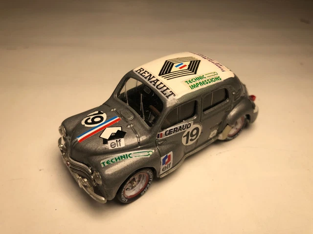 Ixo Presse 1/43 - Peugeot 203 C8 Lait Mont Blanc
