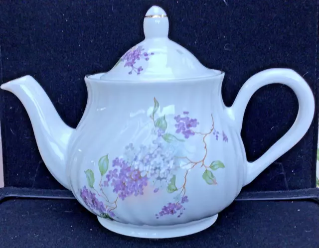 Vintage Tea Pot Arthur Wood & Son 6727