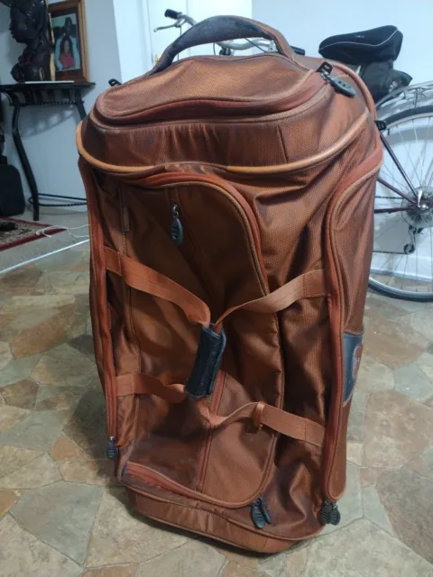 wheeled duffle bag tumi and travel bag