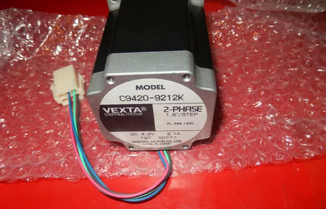 VEXTA C9420-9212K Motore passo-passo 2 fasi