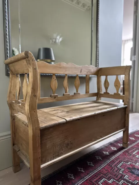 A handsome and practical antique style Settle Box Bench / Monks Bench