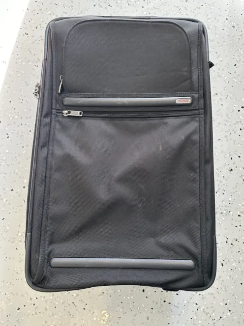 TUMI 22" Black Wheeled Expandable Carry-on Suitcase Rolling Luggage Used