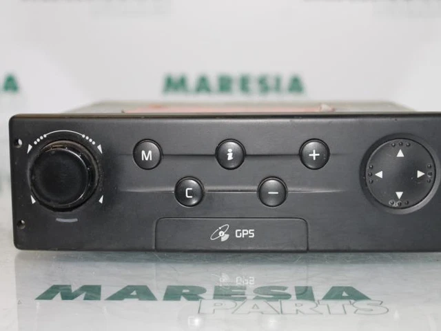 P1800372 Navigationssystem RENAULT Trafic II Kasten (FL) 8200001376
