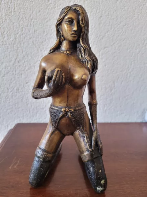 Bronze figur, Nackte Frau , Nüde