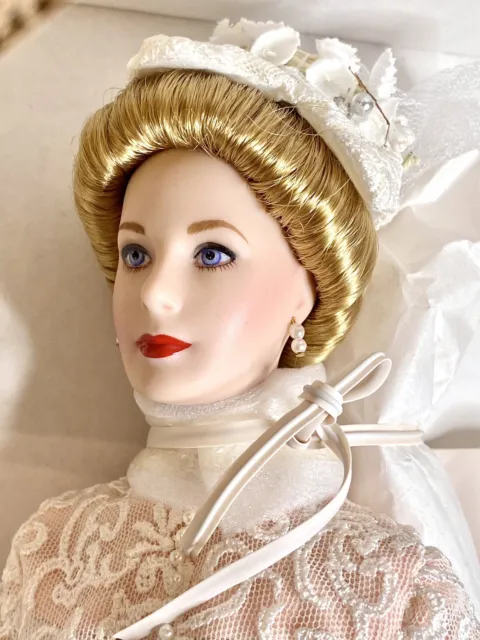 Princess Grace Heirloom Portrait Doll 17” Franklin Mint Porcelain Dolls