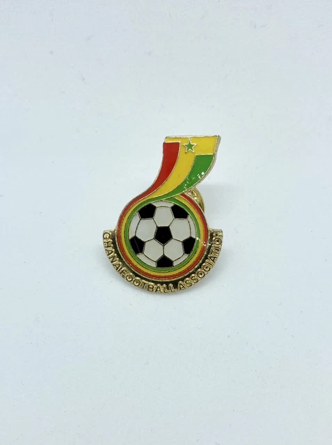 MALOYANVE Basketball Stands Brooch Pin For Men Women Creative Fashion...