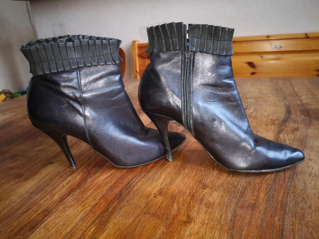 Bottines en cuir noir, bout pointu, talon fin, pointure 38 3