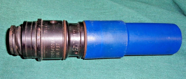 Cummins Engine Part Retainer Injector Cup #185138 (*595Sh)