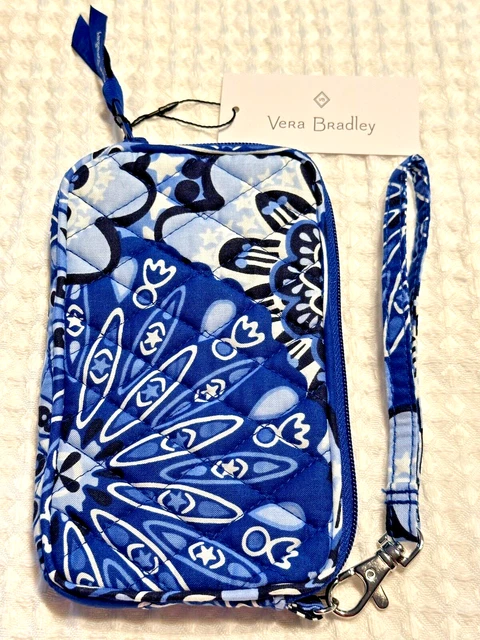 Vera Bradley Tech Case Wristlet/phone/Wallet Blue Star Medallion *retired print*