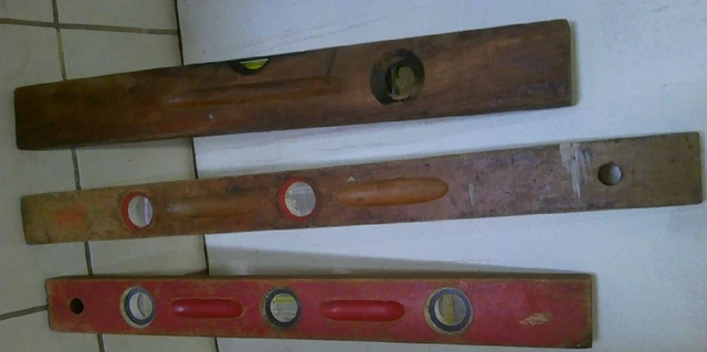 LOT OF 3 VINTAGE WOODEN LEVELS STANLEY S. W. OTHERS UNBRANDED 24 Inches Long