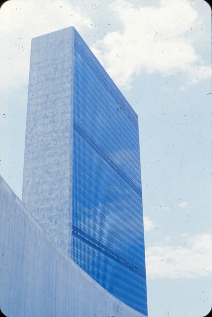 ONYC Original Slide - 1960's New York City Downtown United Nations Building #69