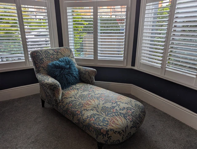 Antique Chaise Longue sofa, William Morris