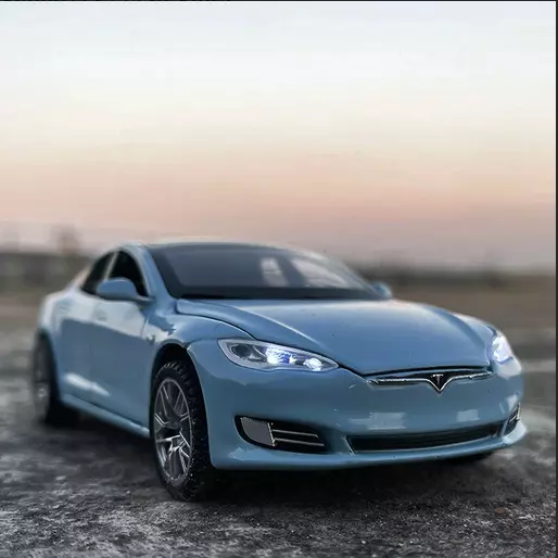 Modellauto Tesla S mit Rückziehfunktion/ Licht und Ton/ 1:32 / 5 Farben