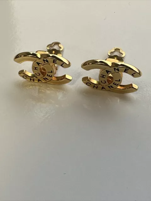 CHANEL EARRINGS VINTAGE Gold Plated Turnlock CC Logo Circle Round Clip-on  98P $399.00 - PicClick