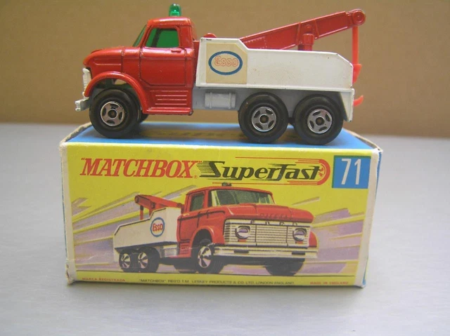 Matchbox Superfast MB71 Wreck Truck Near Mint with complete but damaged Box