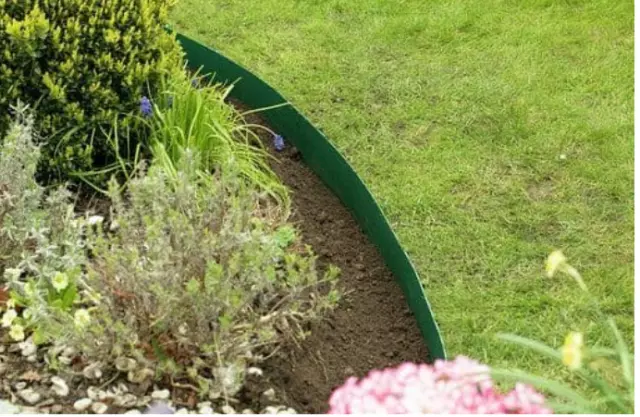 5m Green Smartedge Garden Lawn Edging. 2mm thick Polypropylene. 10 cm visible 2