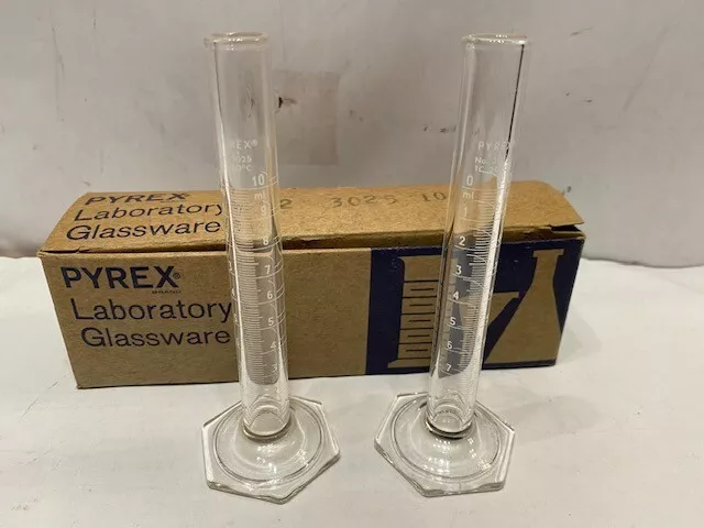 Two NEW in Box Corning Pyrex Lab Glassware NO. 3025 Graduated Cylinders 10mL Th