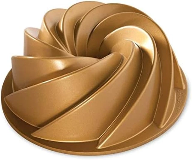 Heritage Bundt Pan, One, Gold