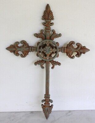 VTG Ornate Cast Iron Metal Cross. Fleur de Lis Crucifix