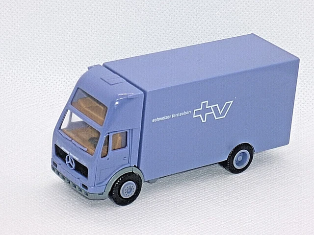 Modèle Réduit Mercedes Classe E Herpa échelle 1:87 - Couleur Rose Fushia, Occasion