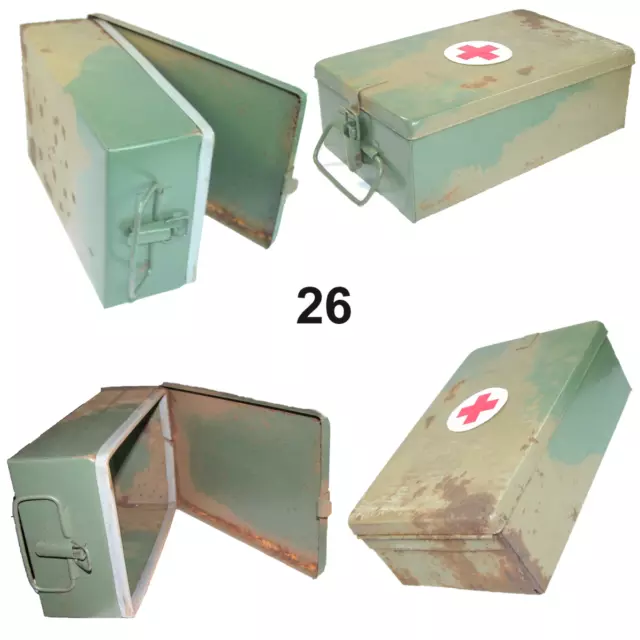 DDR / NVA Verbandspäckchen im Metallbehälter mit Inhalt