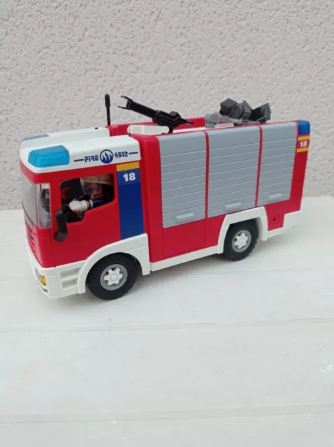 Playmobil City Action 4821 pas cher, Fourgon d'intervention de pompier