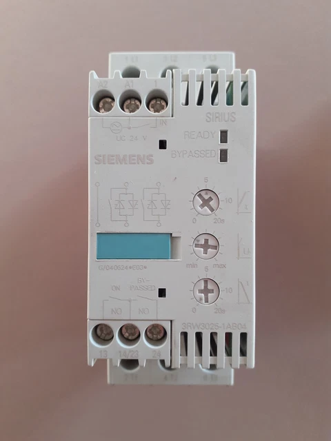 Siemens Sanftstarter 3RW3025-1AB04 !!! Neu und unbenutzt !!! Siemens Sanftstarter 3RW3025-1AB04 !!! Neu und unbenutzt !!!