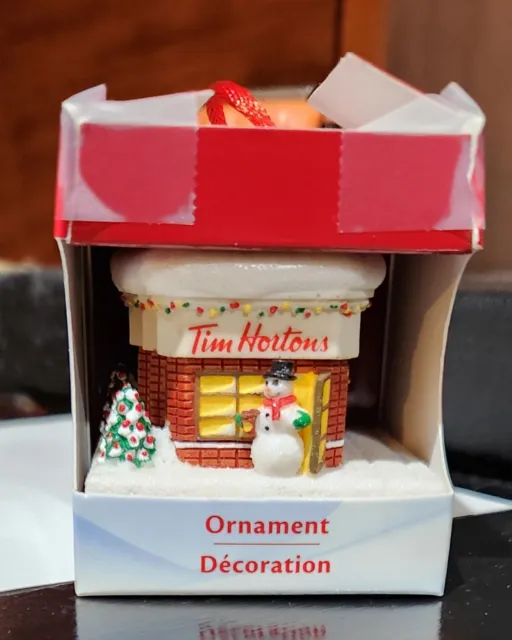 Tim Hortons 2012 Cafe Bake Shop Restaurant Christmas Ornaments NIB