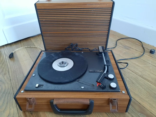 534.18 Tourne Disque Orange Vintage Valisette Pathe Marconi Vsm