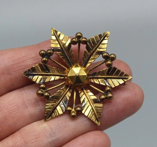 Ancienne Broche Art Déco Fleur Stylisée Flocon de Neige en Plaqué Or Jaune